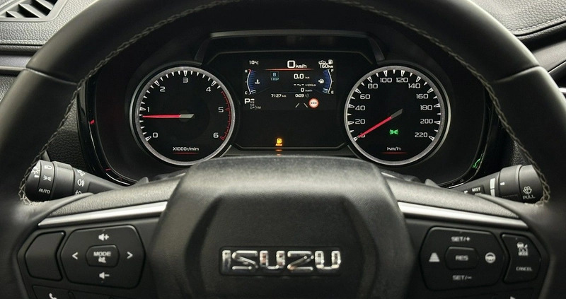 Isuzu D-Max cena 165900 przebieg: 7127, rok produkcji 2022 z Śrem małe 781